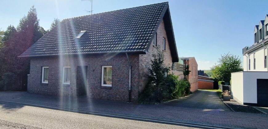 Roermonder Str. 1-Familienhaus